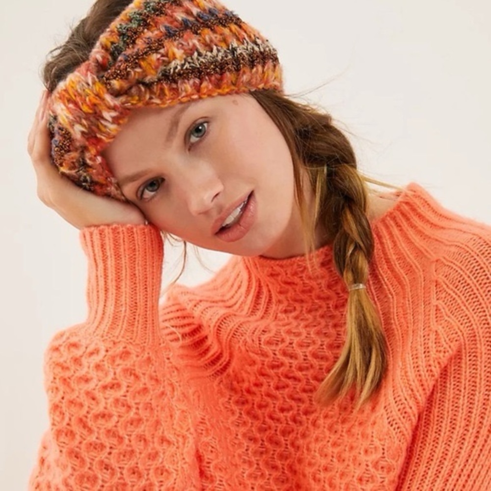 New🌟 Anthropologie Marisela Ear Warmer